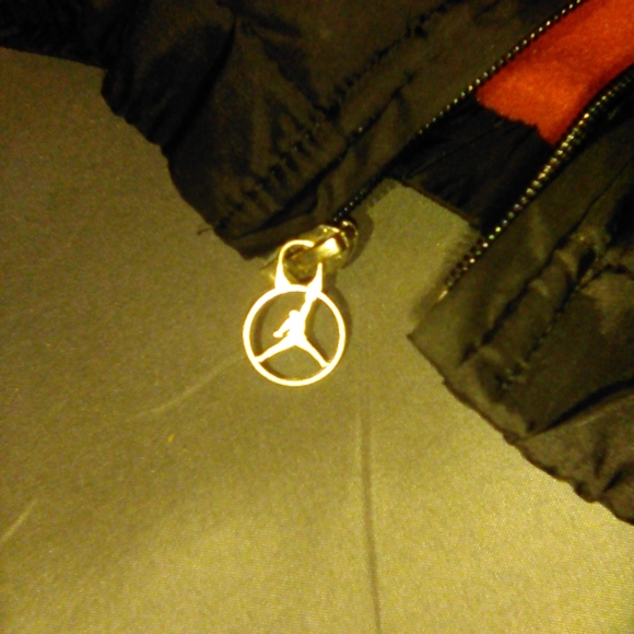 Jordan Puffed Jacket - Picture 4 of 5